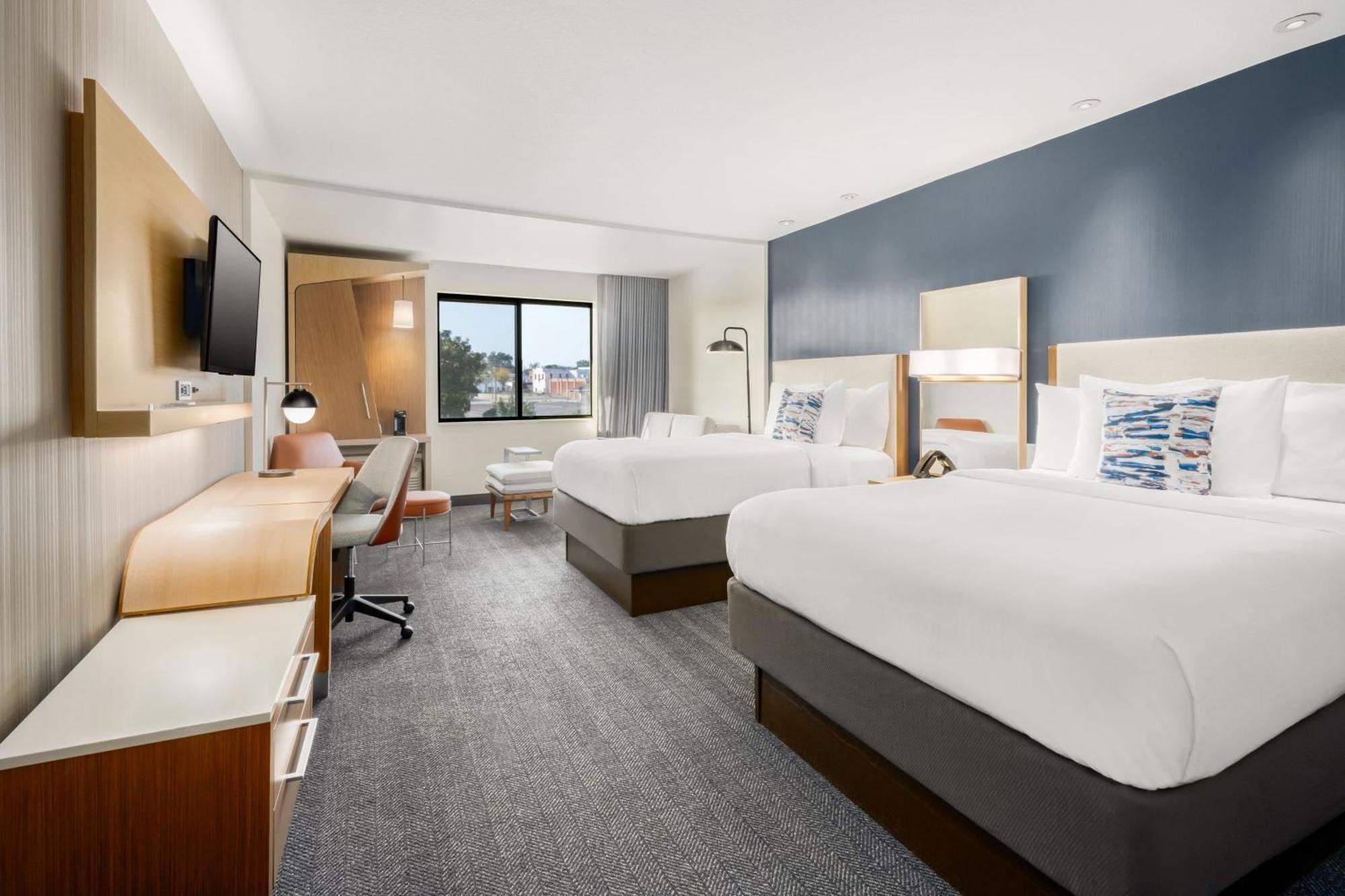 Courtyard By Marriott Columbus Phenix City Exterior photo